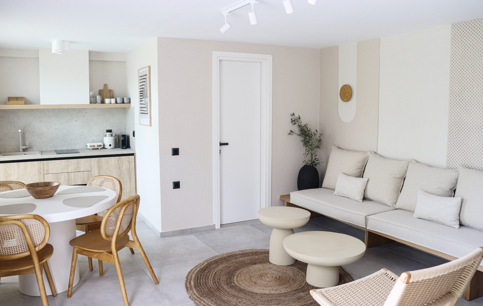 Modern Island Renovation — featured photo